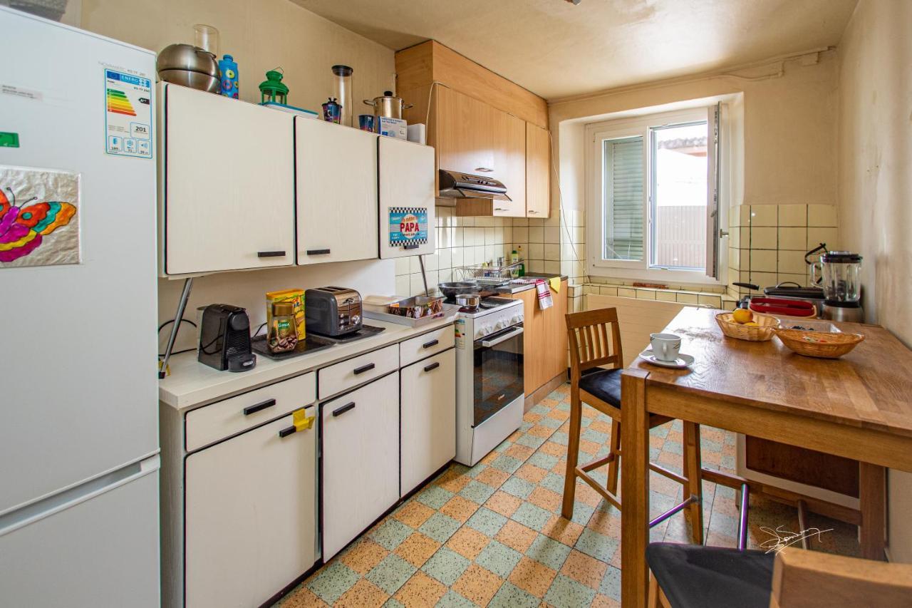 Chambre Double Last Minute Payerne Exterior foto